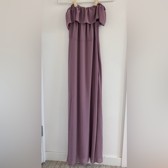 Asos off-shoulder maxi bridesmaid dress in purple - Picture 5 of 7
